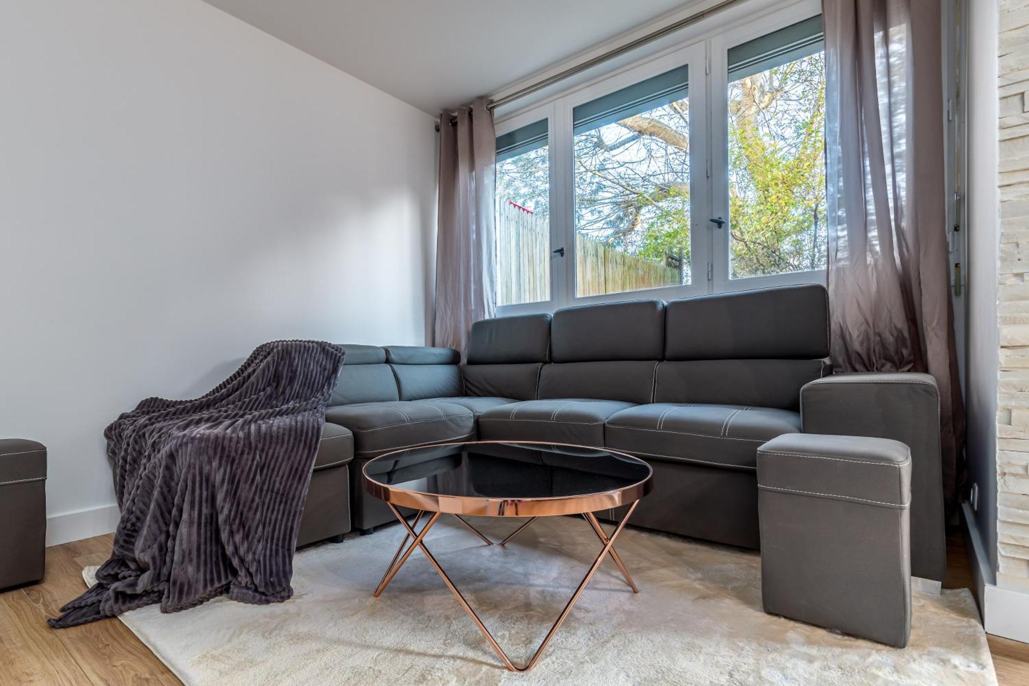 דירות ווילג'וף Oasis Urbaine For 8 Near To Paris מראה חיצוני תמונה